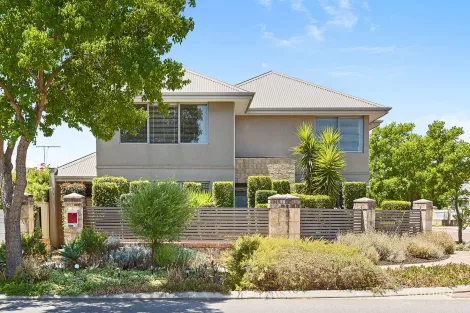 12 Parkfarm Dr, South Guildford, WA 6055