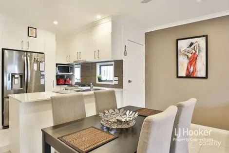 Property photo of 18 Beagle Street Fitzgibbon QLD 4018