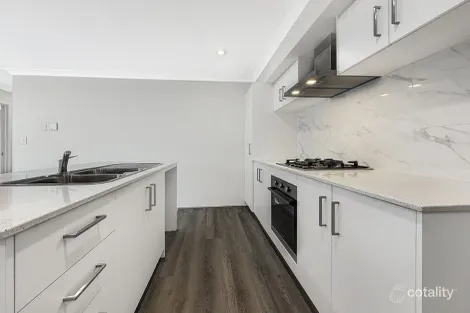 6 Longwood Way, Lakelands, WA 6180