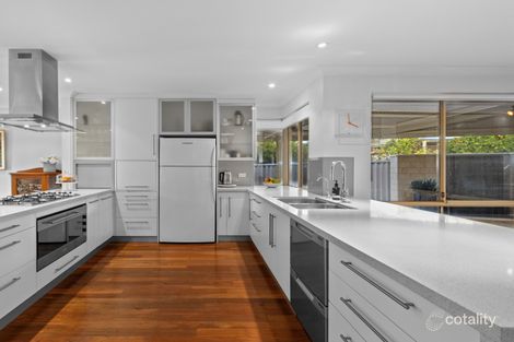 Property photo of 31 Davilak Street Como WA 6152