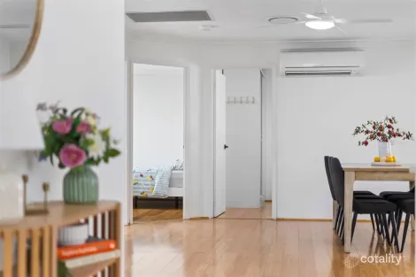 Property photo of 15 Mannix Place Forest Lake QLD 4078