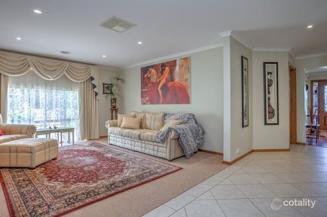 Property photo of 11 Pindara Place Gisborne VIC 3437