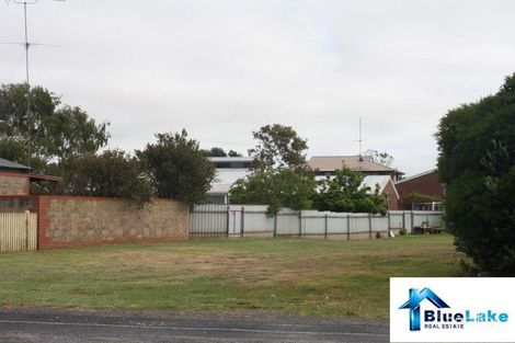 8 Kingsley Rd, Allendale East, SA 5291