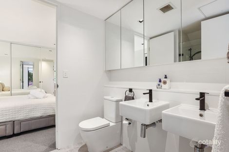 Property photo of 11/62-64 Pittwater Road Manly NSW 2095