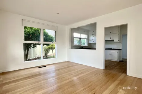 Property photo of 3 Heather Grove Traralgon VIC 3844