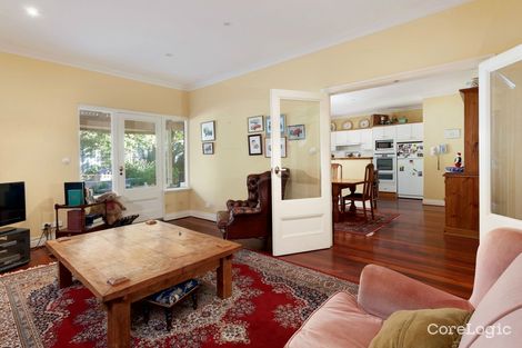 Property photo of 18 Lakeside Terrace Mount Pleasant WA 6153
