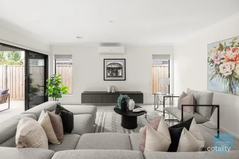 Property photo of 6 Soho Circuit Burnside VIC 3023