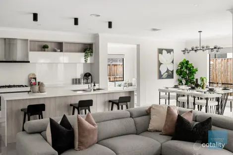 Property photo of 6 Soho Circuit Burnside VIC 3023