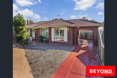 Property photo of 18 Chilham Place Gosnells WA 6110