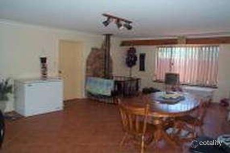 Property photo of 35 Shearwater Way Gosnells WA 6110