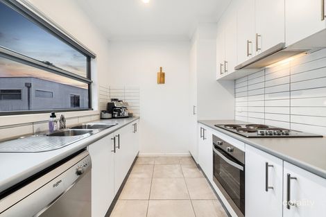 Property photo of 20 Grandvista Crescent Cranbourne West VIC 3977
