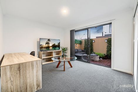 Property photo of 20 Grandvista Crescent Cranbourne West VIC 3977