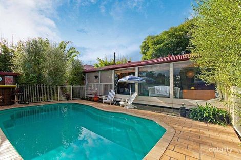 Property photo of 27 Miri Crescent Holsworthy NSW 2173