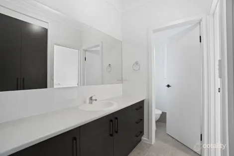 Property photo of 4 Isabella Crescent Angle Vale SA 5117