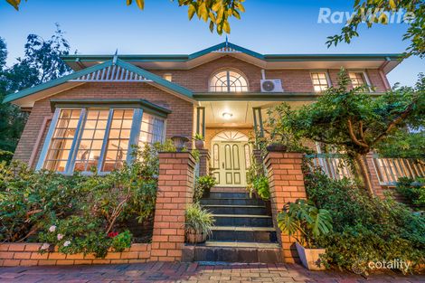 Property photo of 22 Candlebark Quadrant Rowville VIC 3178