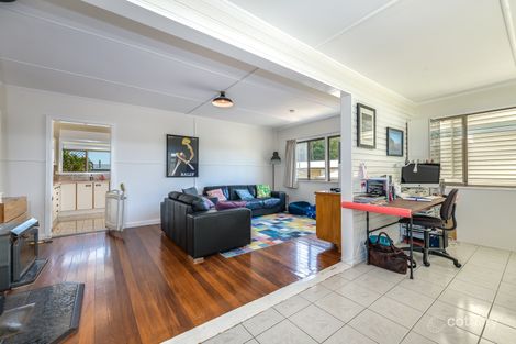 Property photo of 19 Bellevue Parade Labrador QLD 4215