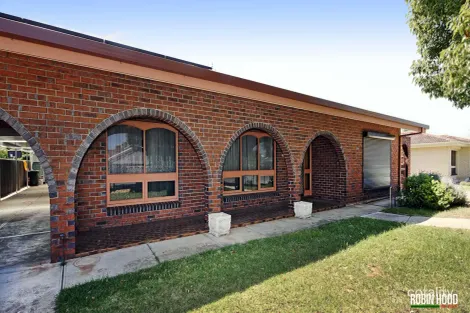 10 Gangara Ct, Warradale, SA 5046