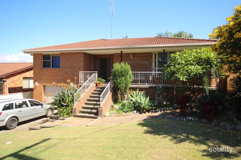 Property photo of 13 Surfview Avenue Forster NSW 2428