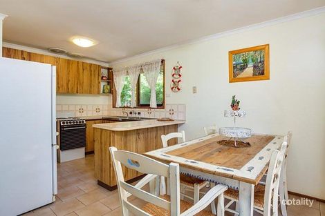 Property photo of 16 Anelida Street Rye VIC 3941