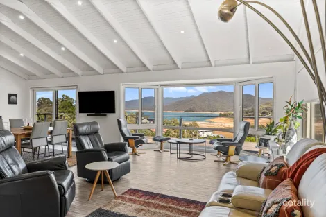 69 Harbour Line Dr, Goughs Bay, VIC 3723