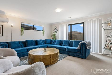 Property photo of 14 Bindley Crescent Weir Views VIC 3338