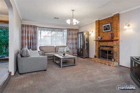 Property photo of 6 Leatherwood Close Rowville VIC 3178