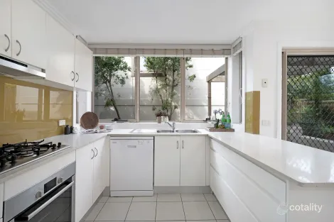 Property photo of 1/1644-1648 Pittwater Road Mona Vale NSW 2103