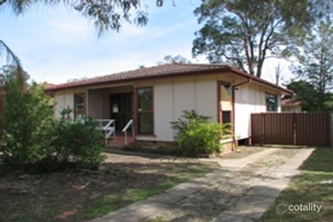 Property photo of 31 Sandakan Crescent Lethbridge Park NSW 2770
