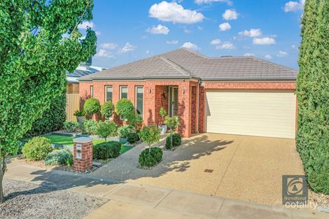 Property photo of 18 Riverina Parade Echuca VIC 3564