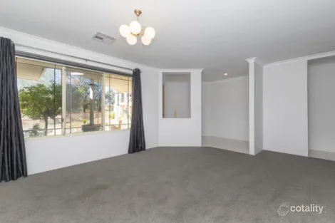 Property photo of 26 Grantala Close Ocean Reef WA 6027
