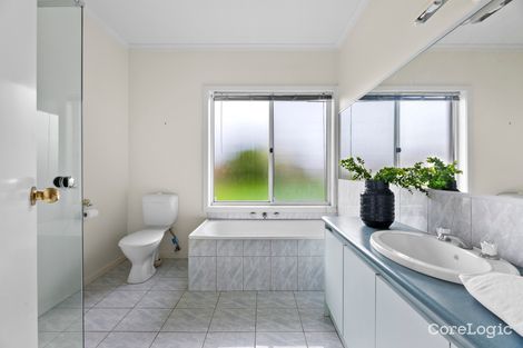 Property photo of 22 Montague Way Ocean Grove VIC 3226
