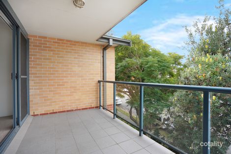 Property photo of 19/2-4 Francis Street Dee Why NSW 2099