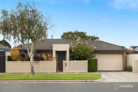 4 Wild St, Parkdale, VIC 3195