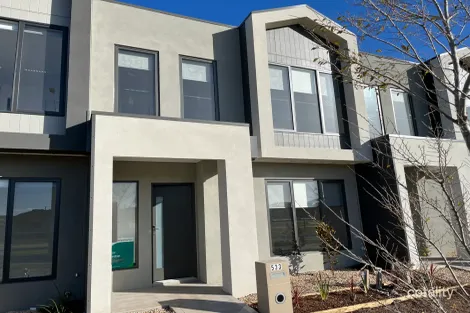 533 Hogans Rd, Tarneit, VIC 3029