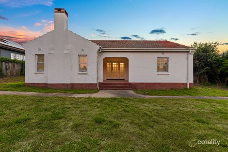 Property photo of 4 La Perouse Street Griffith ACT 2603