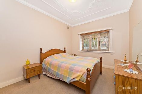 Property photo of 24 Carinya Avenue Mascot NSW 2020