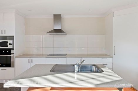 Property photo of 2/2 Kitty Way Kingston TAS 7050