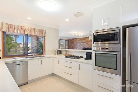 Property photo of 32 Pinon Close Elanora QLD 4221