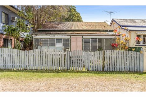 14 Weinholt St, Allenstown, QLD 4700
