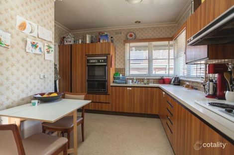 Property photo of 38 Crispe Street Reservoir VIC 3073