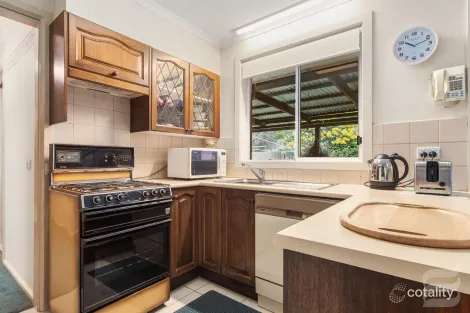 Property photo of 15 Bognor Avenue Seaford VIC 3198