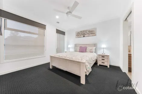 Property photo of 3 Cricklade Street Wollert VIC 3750