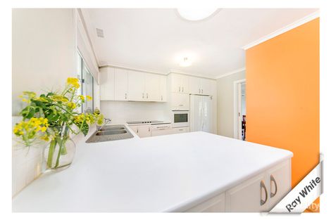 Property photo of 140 Longmore Crescent Wanniassa ACT 2903