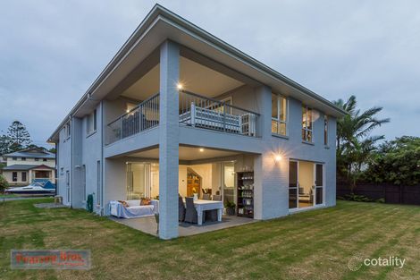 Property photo of 3 Joseph Place Ormiston QLD 4160