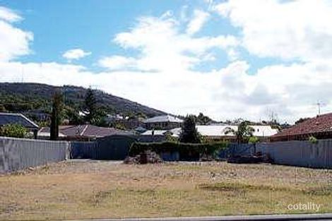 13 Lake Seppings Dr, Middleton Beach, WA 6330