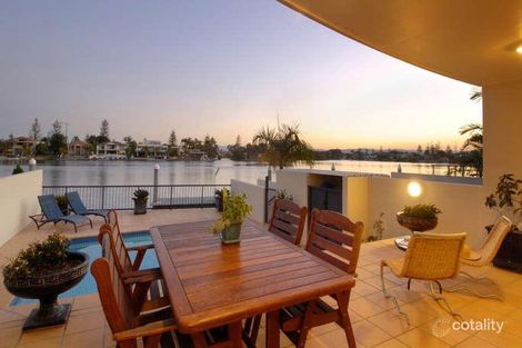 Property photo of 1/4 Sunset Boulevard Surfers Paradise QLD 4217