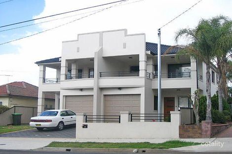Property photo of 162 Juno Parade Greenacre NSW 2190
