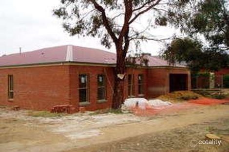 Property photo of 1 Peppertree Grove Strathdale VIC 3550