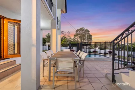 Property photo of 2 Kerry Place Southport QLD 4215
