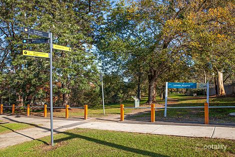 2/16 Woodvale Gr, Essendon, VIC 3040